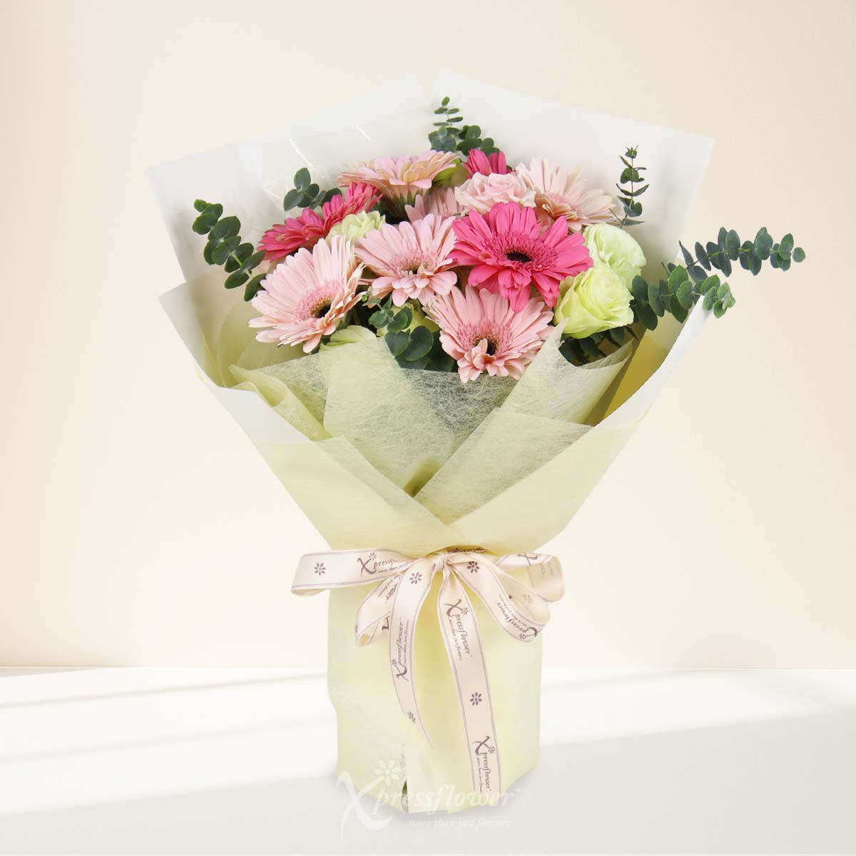 Heartfelt Cheer (10 Mix Dark & Light Pink Gerberas)